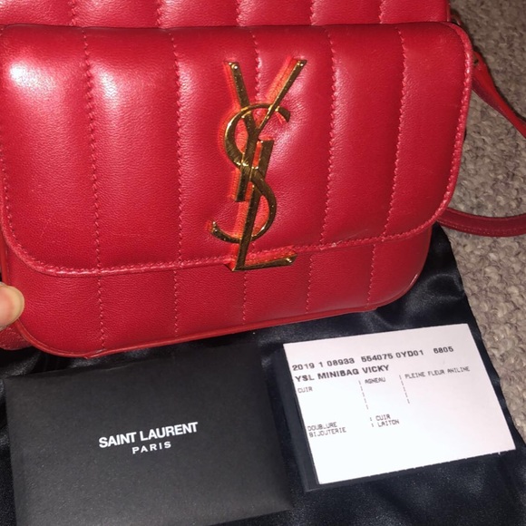 ❣️SOLD❣️ Saint Laurent Vicky camera bag - Picture 2 of 6